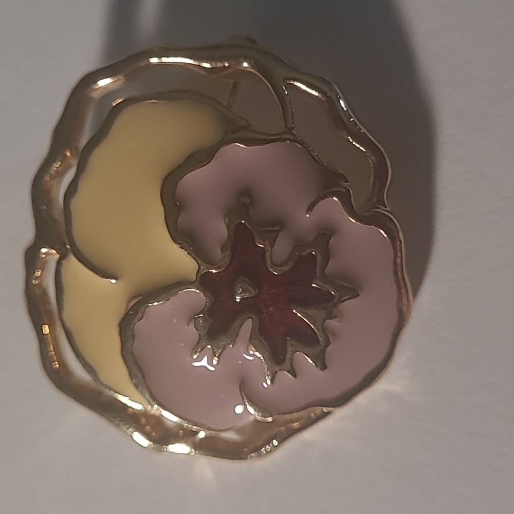 Elegant Floral Enamel Brooch